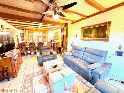 Maison - 150 m² - 10 pièces