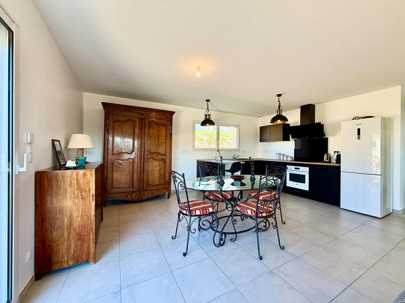 Maison - 80 m² - 5 pièces