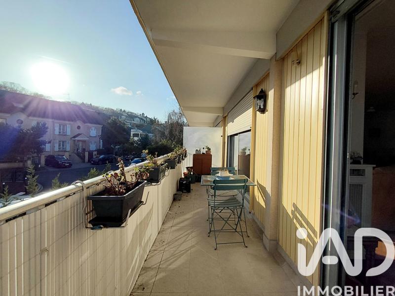 Appartement - 100 m² - 4 pièces