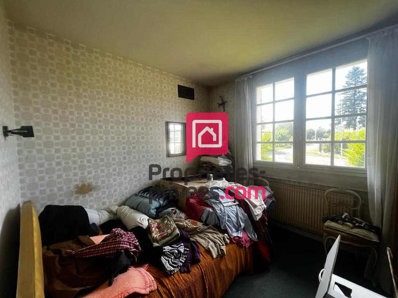 Maison - 205 m² - 8 pièces