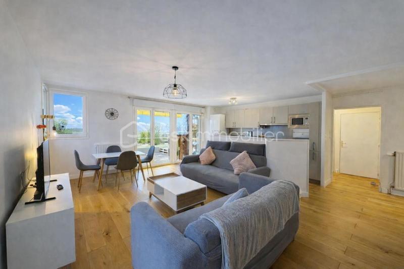 Appartement - 72 m² - 3 pièces