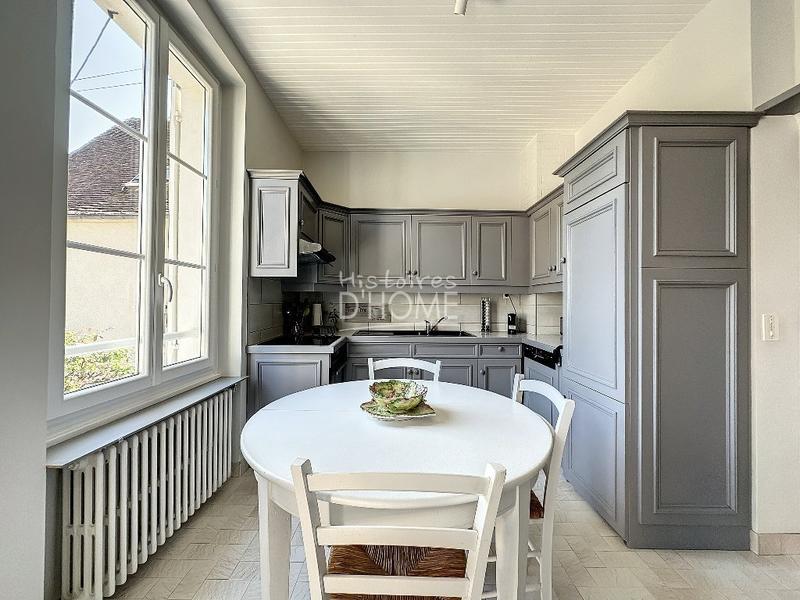 Maison bourgeoise - 150 m² - 8 pièces