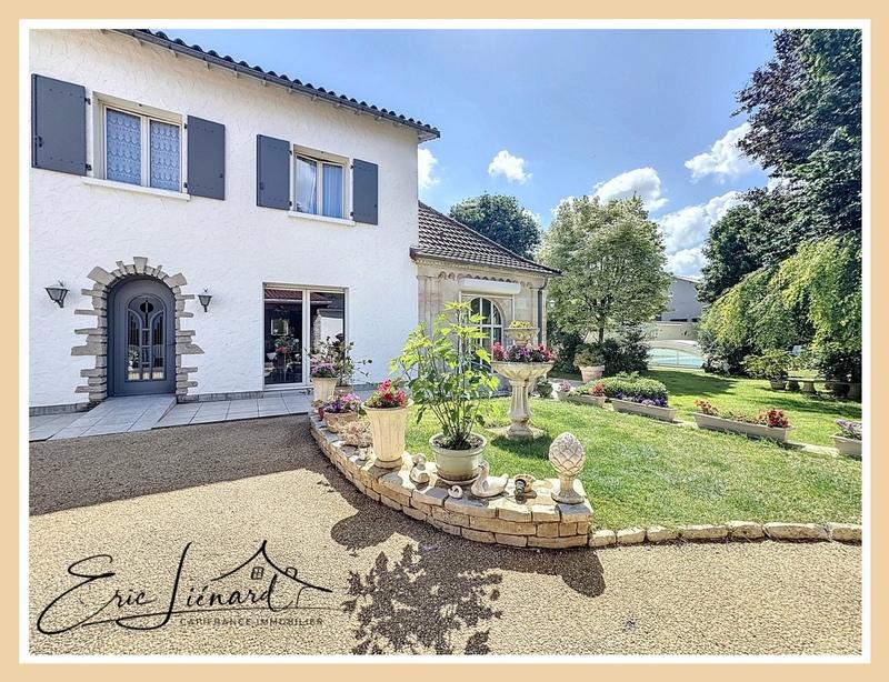 Maison - 182 m² - 7 pièces