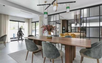 Villa - 380 m² - 8 pièces