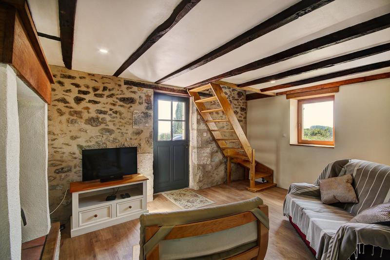 Maison - 275 m² - 9 pièces