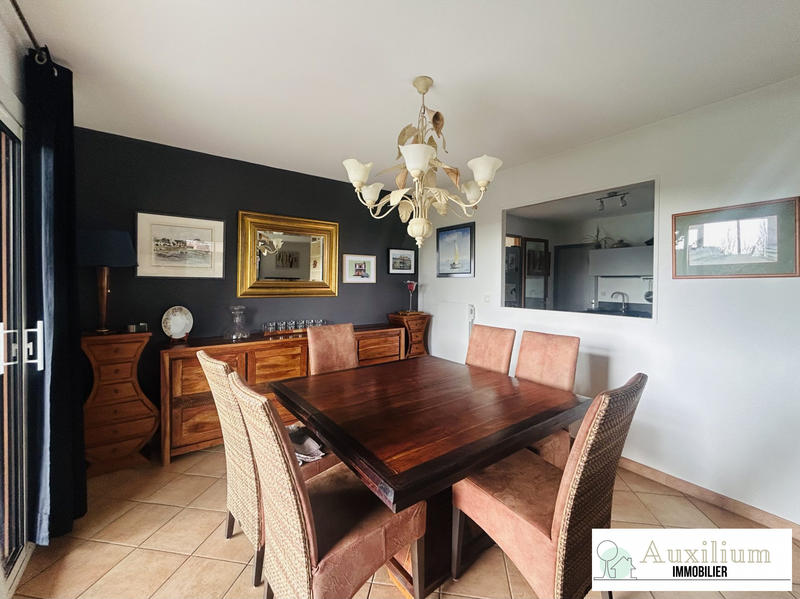 Maison - 146 m² - 6 pièces