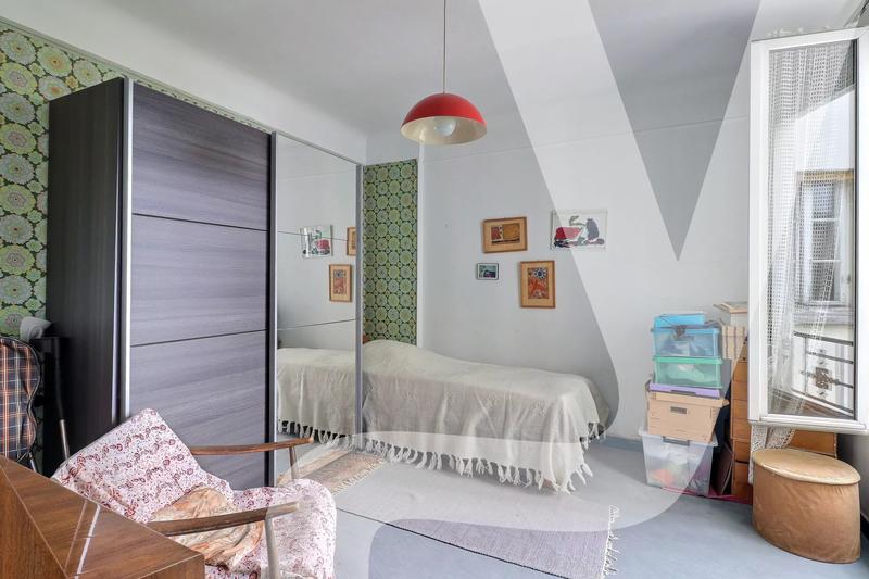 Appartement - 85 m² - 5 pièces