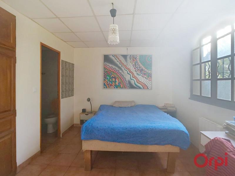 Maison - 295 m² - 12 pièces