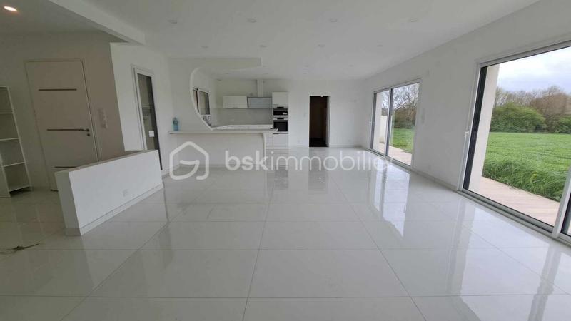 Maison - 142 m² - 5 pièces