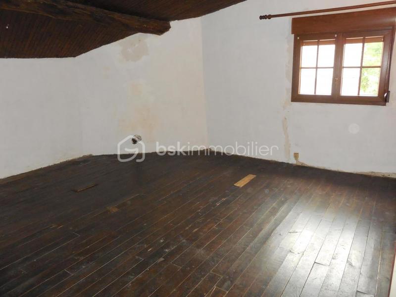 Maison - 98 m² - 4 pièces