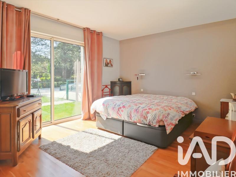 Maison - 202 m² - 5 pièces