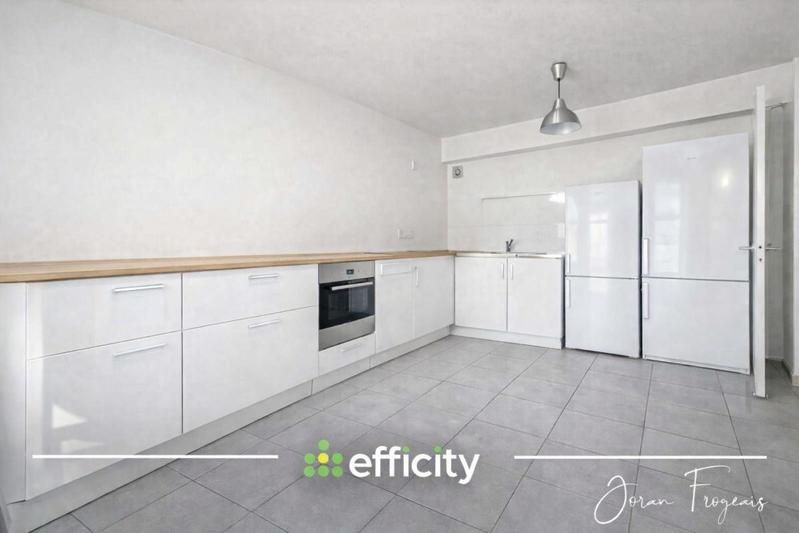 Appartement - 84 m² - 4 pièces