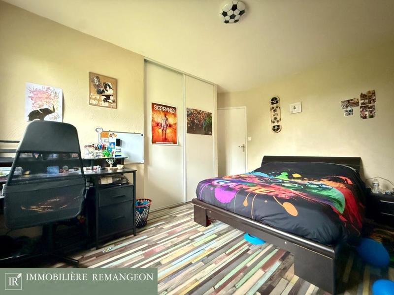 Pavillon - 165 m² - 6 pièces