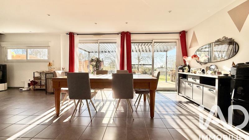 Maison - 122 m² - 5 pièces