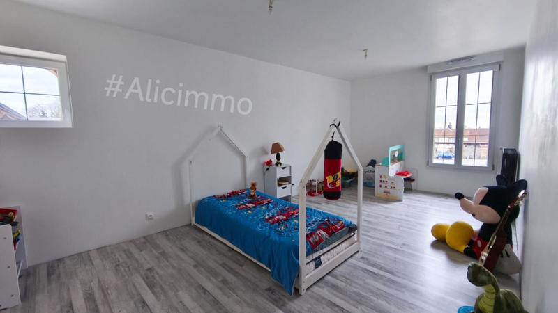 Maison - 195 m² - 7 pièces