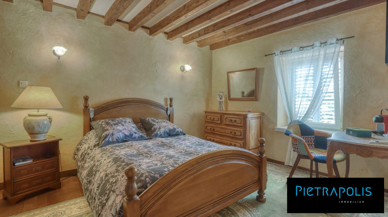 Maison ancienne - 332 m² - 9 pièces