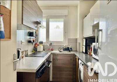 Appartement - 64 m² - 4 pièces