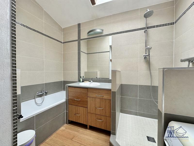 Maison ancienne - 121 m² - 6 pièces