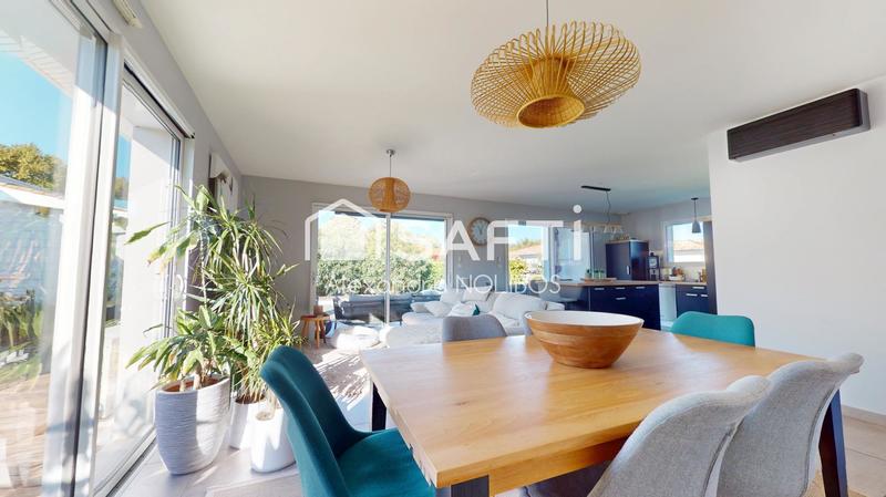 Maison - 110 m² - 6 pièces