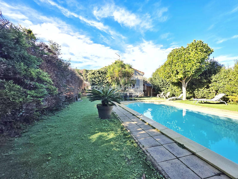 Maison - 142 m² - 5 pièces