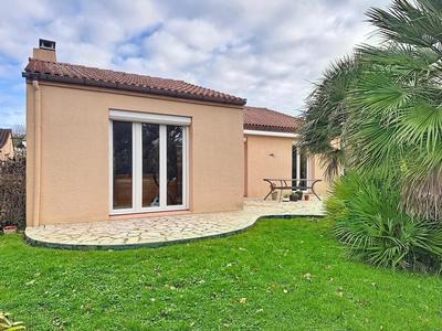 Maison - 94 m² - 4 pièces