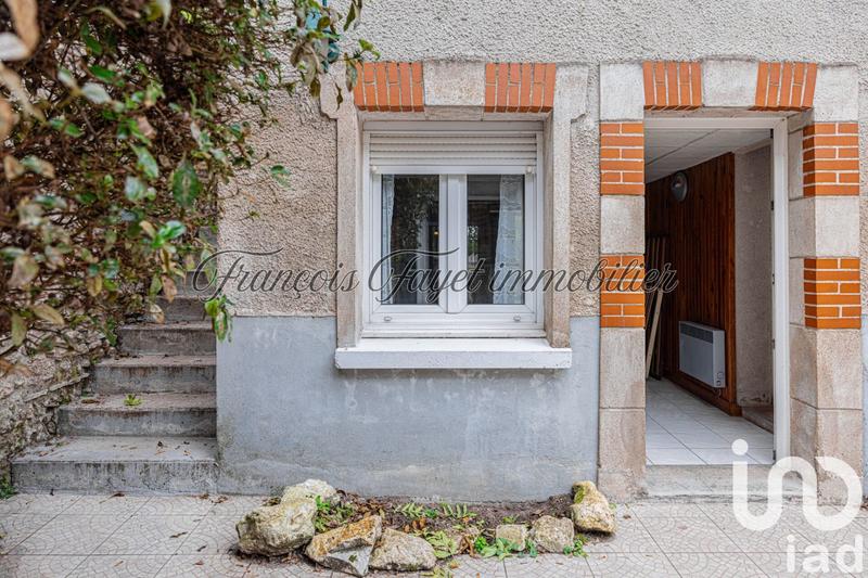 Maison - 200 m² - 7 pièces