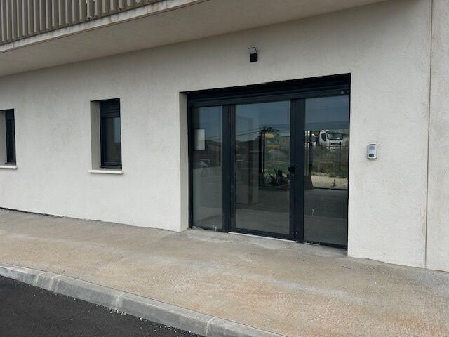 Local commercial - 134 m²