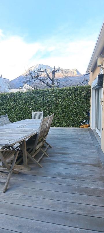 Maison - 104 m² - 5 pièces