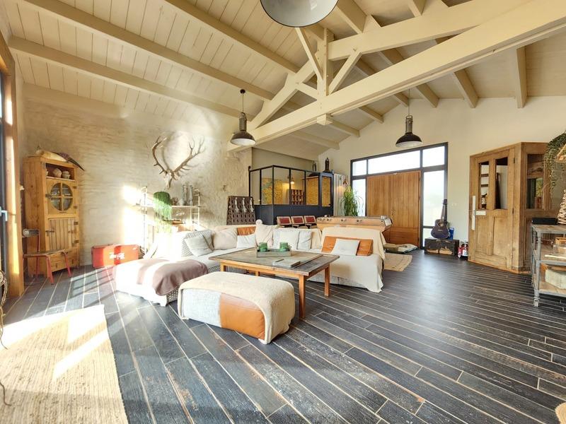 Maison - 155 m² - 7 pièces