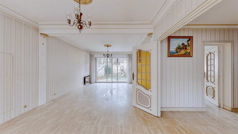 Appartement - 195 m² - 7 pièces