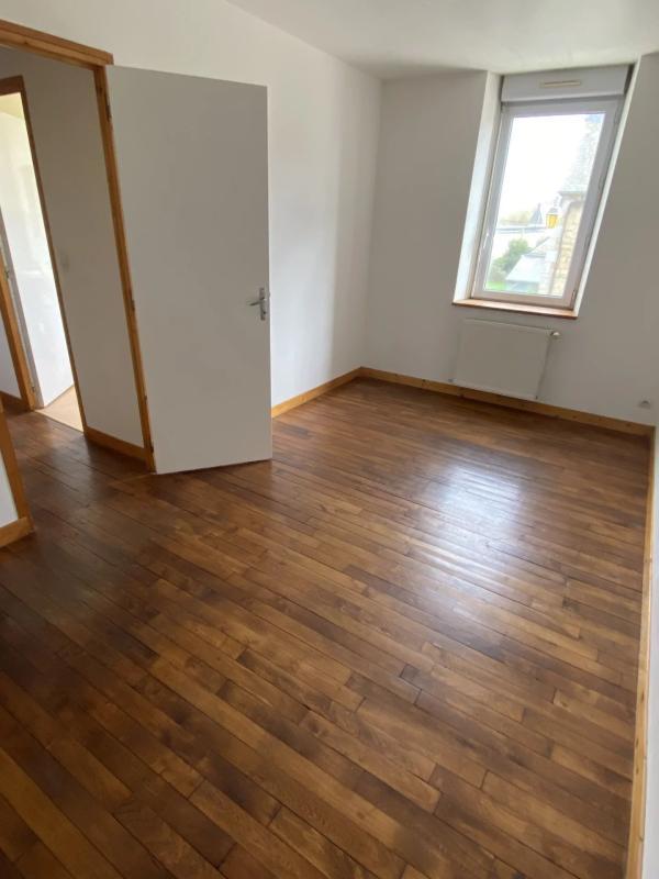 Immeuble - 215 m² - 12 pièces