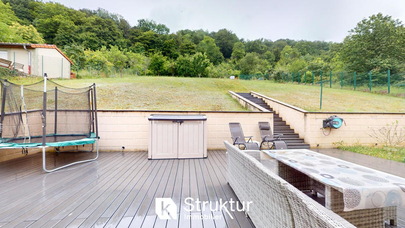 Immeuble - 247 m² - 7 pièces