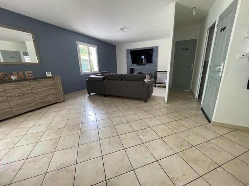 Pavillon - 130 m² - 6 pièces