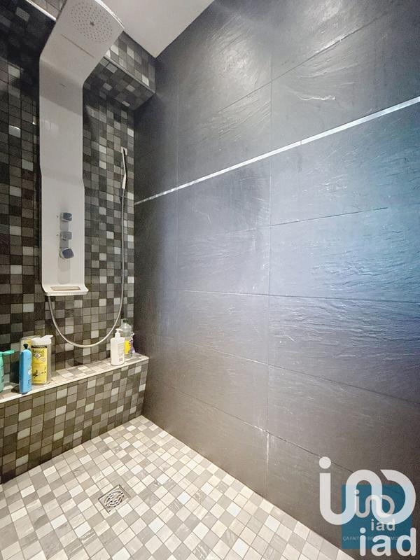 Maison de maîtres - 306 m² - 13 pièces