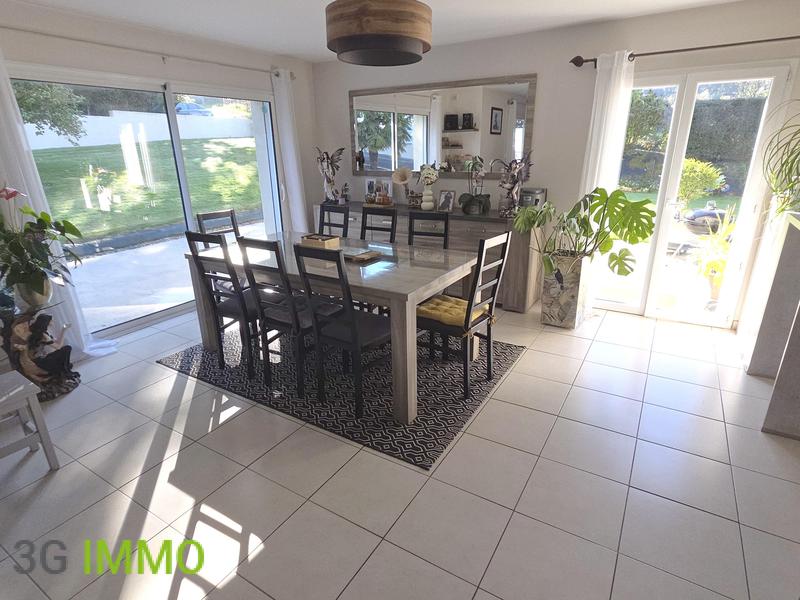 Maison - 105 m² - 5 pièces