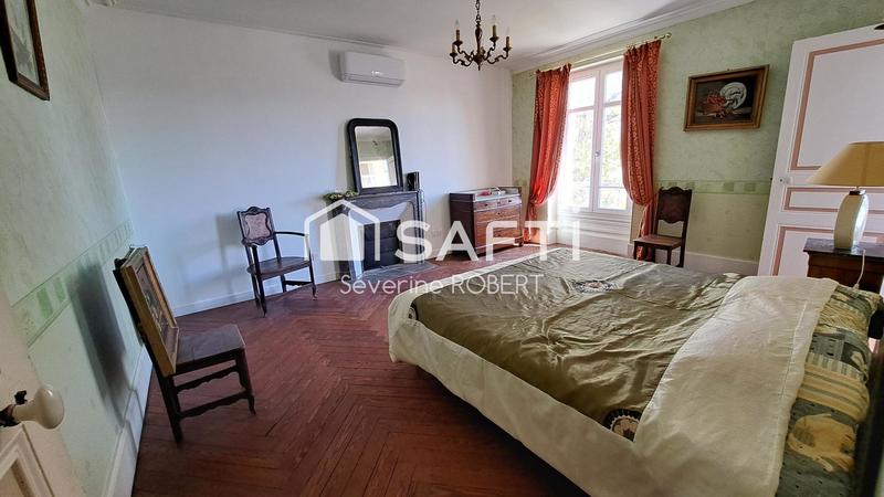 Maison - 550 m² - 15 pièces