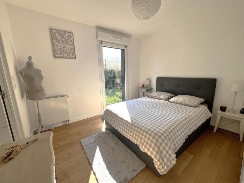 Appartement - 100 m² - 4 pièces