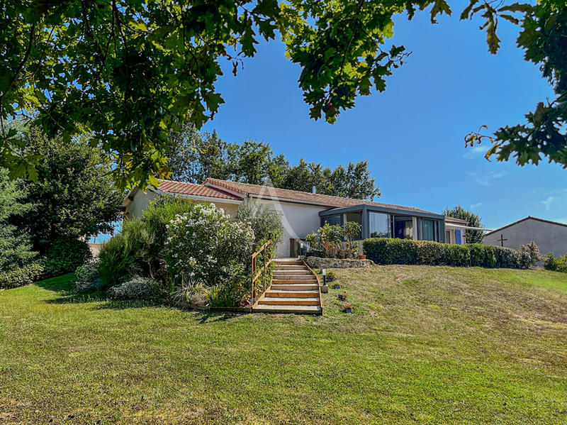 Maison - 115 m² - 5 pièces