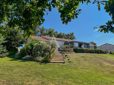 Maison - 115 m² - 5 pièces