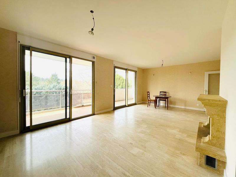 Appartement - 110 m² - 5 pièces