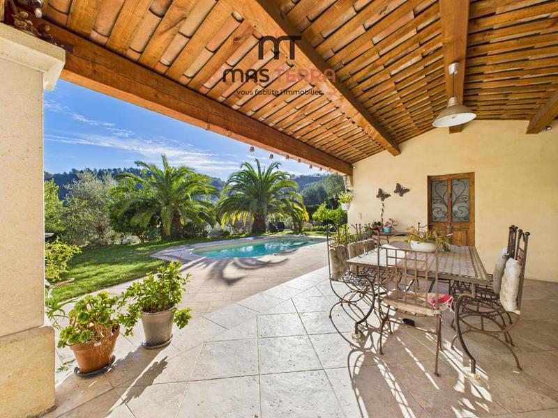 Villa - 102 m² - 3 pièces