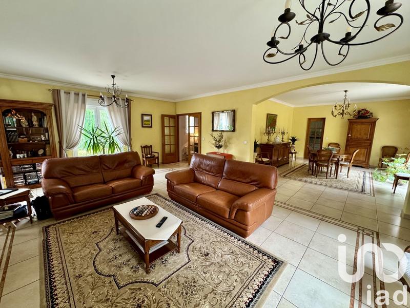 Maison - 273 m² - 7 pièces