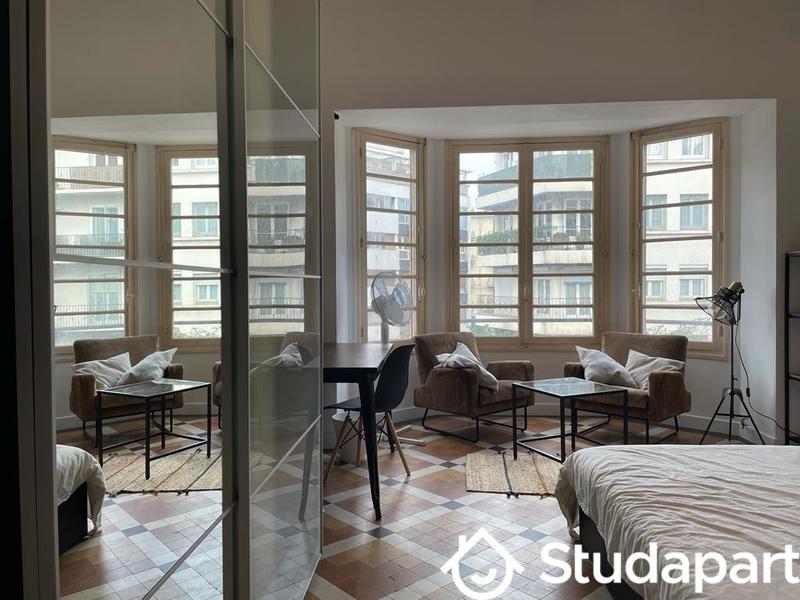 Chambre - 14 m² - 1 pièce