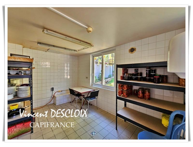 Maison de village - 280 m² - 10 pièces