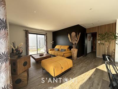 Maison - 97 m² - 4 pièces