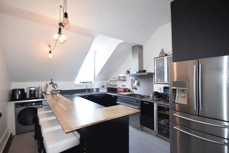 Appartement bourgeois - 122 m² - 5 pièces