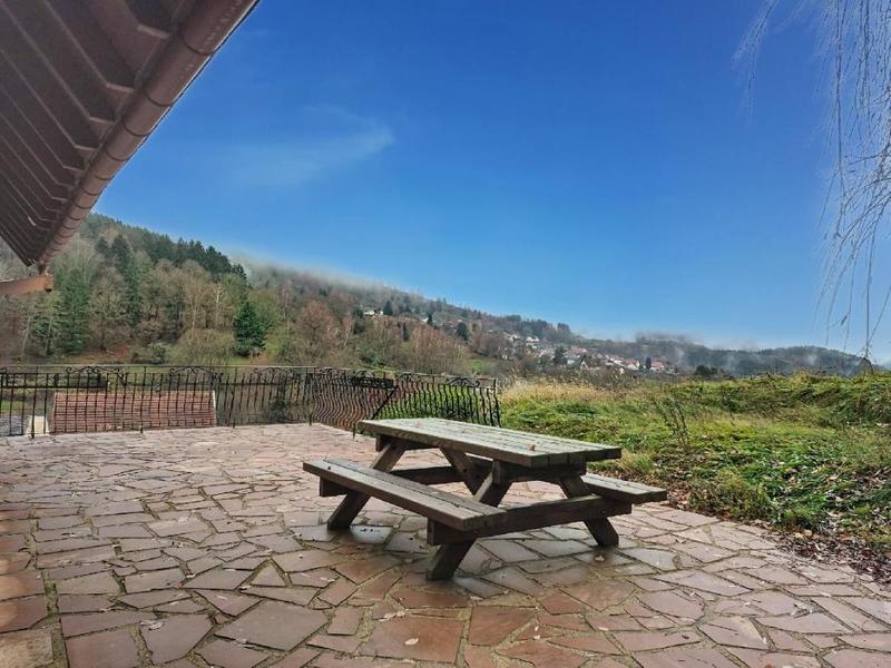 Maison - 104 m² - 5 pièces