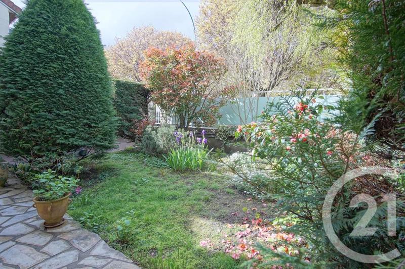 Pavillon - 143 m² - 5 pièces