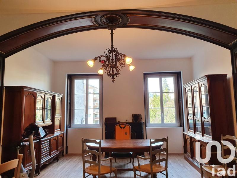 Appartement - 389 m² - 10 pièces