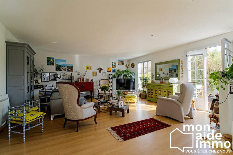 Maison - 88 m² - 3 pièces